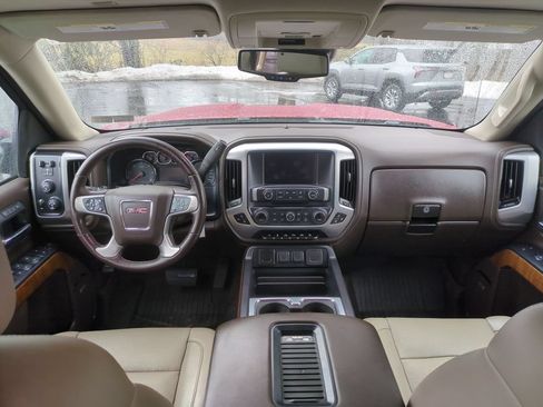 Used 2018 GMC Sierra 1500 SLT AWD/4WD image 9