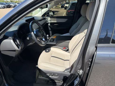 Used 2024 MAZDA CX-90 3.3 Turbo w/ Preferred Package AWD/4WD image 11