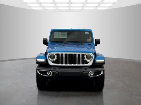 New 2026 Jeep Wrangler Unlimited Sahara AWD/4WD image 2