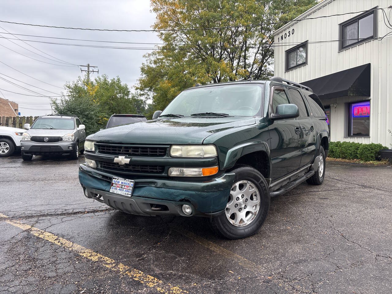 Used 2004 Chevrolet Suburban Z71 w/ Preferred Equipment Group AWD/4WD image 1