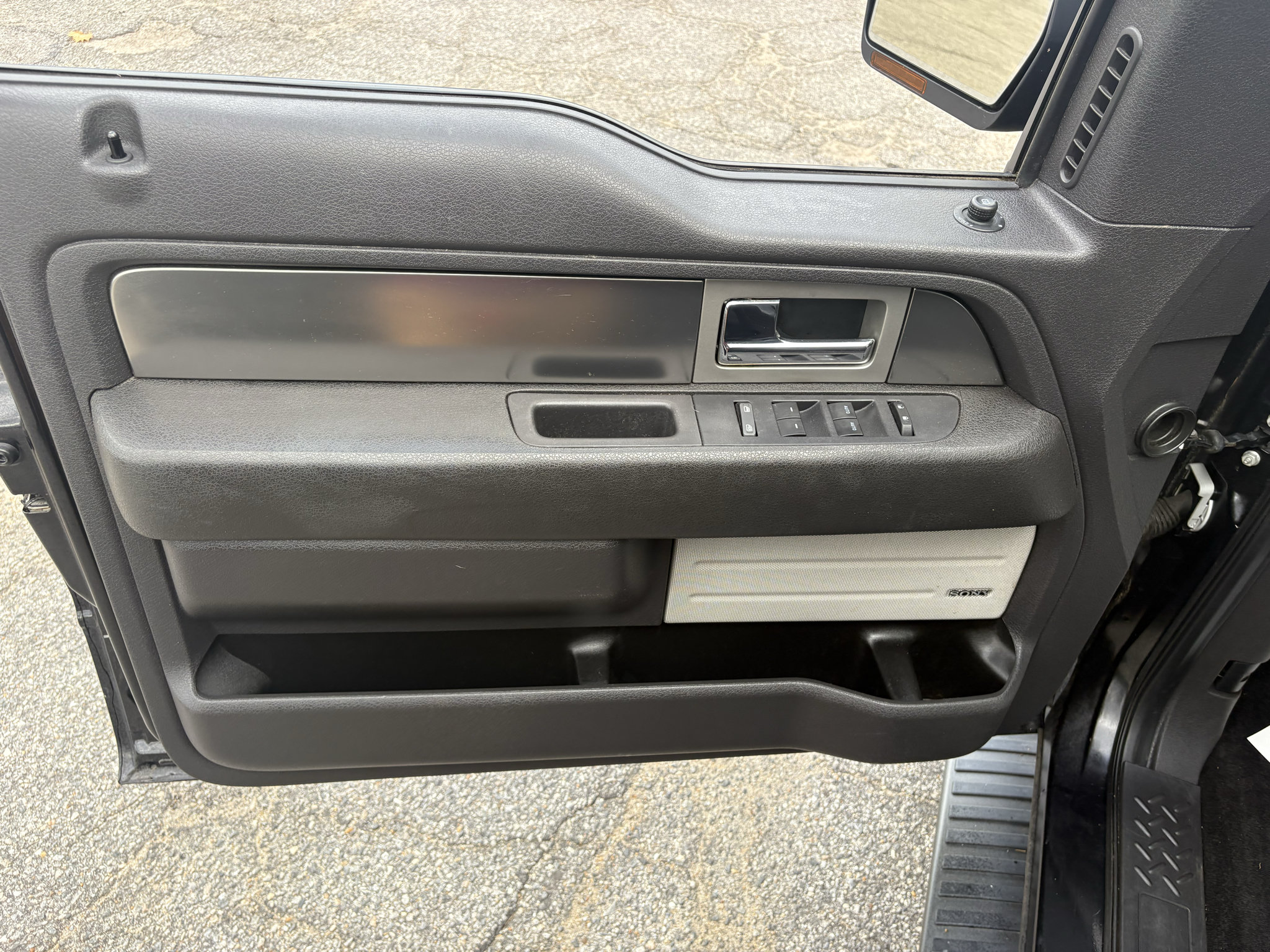 Used 2013 Ford F150 FX4 w/ Luxury Equipment Group AWD/4WD image 9