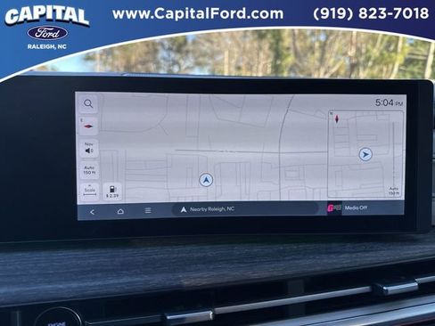 Used 2024 Hyundai Santa Fe Calligraphy w/ Tow & Go Package image 32