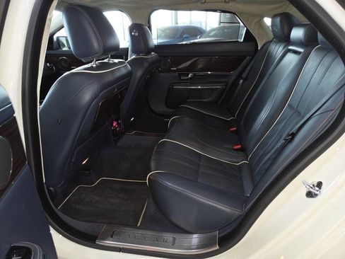 Used 2011 Jaguar XJ L Supercharged image 21