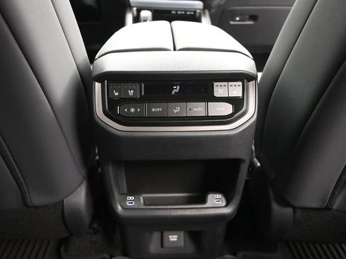 New 2026 Lexus TX 500h AWD image 27