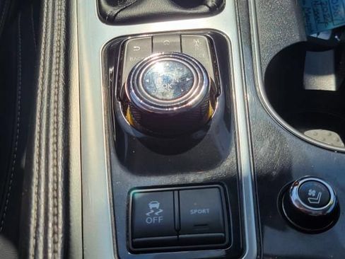 Used 2022 Nissan Maxima Platinum FWD image 30
