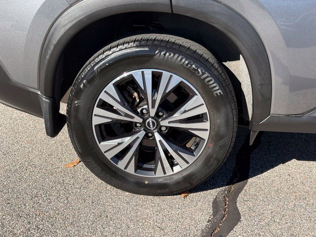 Certified 2023 Nissan Rogue SV w/ SV Premium B Package AWD/4WD image 14
