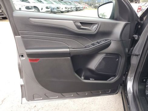 Used 2023 Ford Escape Active w/ Tech Pack #1 image 16