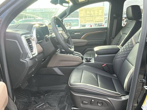 New 2025 GMC Canyon Denali w/ LPO, Denali Black Edition image 27