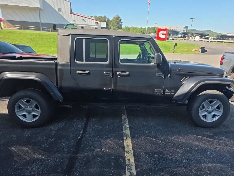 Used 2022 Jeep Gladiator Sport AWD/4WD image 5