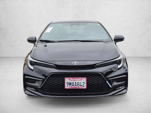 Used 2024 Toyota Corolla SE w/ SE Package FWD image 2
