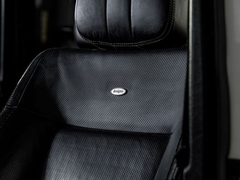 Used 2014 Mercedes-Benz G 63 AMG 4MATIC image 34