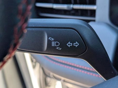 Used 2025 Ford Explorer ST-Line w/ Premium Package image 26