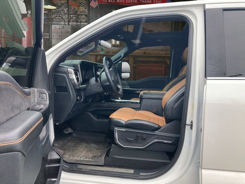 Used 2024 Ford F250 Platinum AWD/4WD image 18