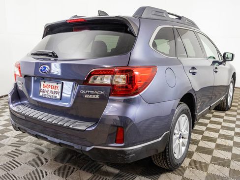 Used 2017 Subaru Outback 2.5i Premium image 17
