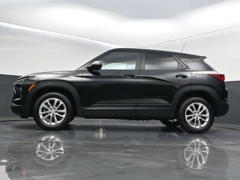 Certified 2024 Chevrolet TrailBlazer LS w/ LS Convenience Package AWD/4WD image 40