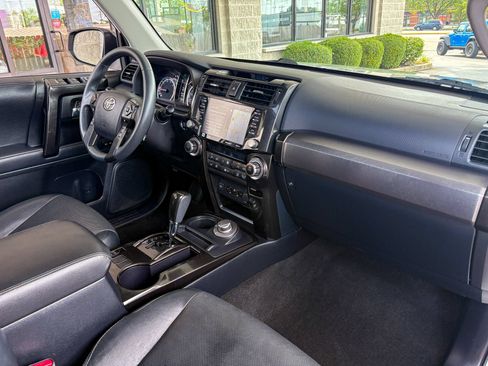 Used 2021 Toyota 4Runner Nightshade AWD/4WD image 27