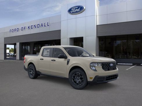 New 2025 Ford Maverick XLT w/ XLT Luxury Package image 7