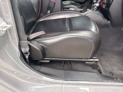 Used 2021 Jeep Gladiator Rubicon image 11