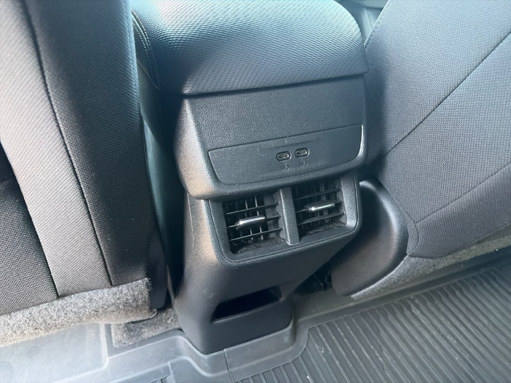 Used 2025 Chevrolet Equinox LT AWD/4WD image 15