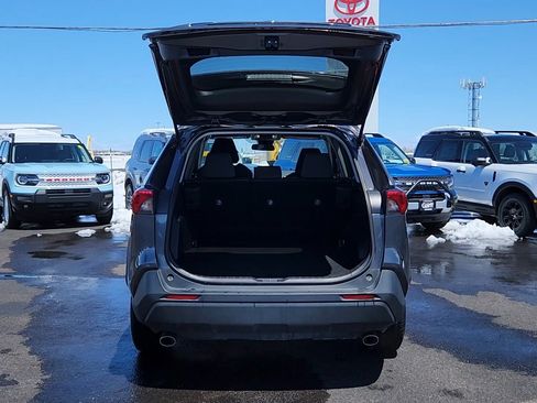 Used 2025 Toyota RAV4 XLE AWD/4WD image 18