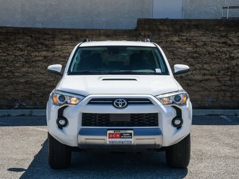 Used 2024 Toyota 4Runner TRD Off-Road image 2