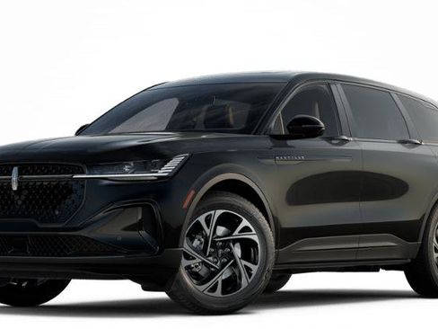 New 2025 Lincoln Nautilus Premier w/ Equipment Group 102A image 23