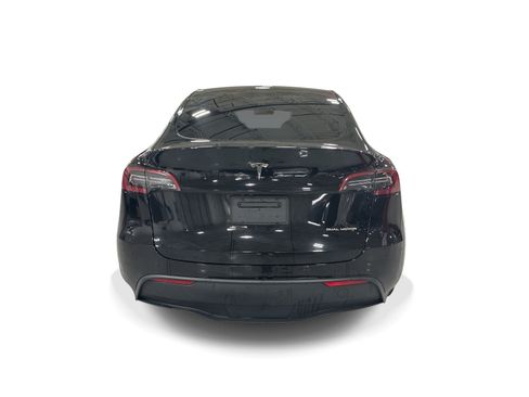 Certified 2023 Tesla Model Y Long Range AWD/4WD image 5