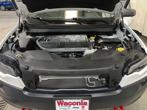 Used 2020 Jeep Cherokee Trailhawk w/ Comfort/Convenience Group AWD/4WD image 13