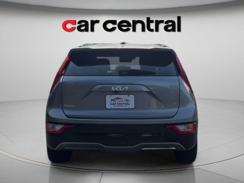 Used 2024 Kia Niro Wind FWD image 4