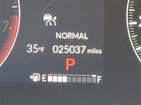 Used 2023 Honda HR-V LX image 19