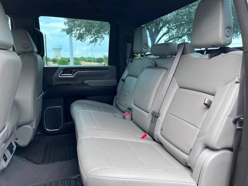 Used 2024 Chevrolet Silverado 3500 LTZ AWD/4WD image 30