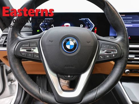 Used 2023 BMW i4 eDrive35 w/ Premium Package RWD image 10