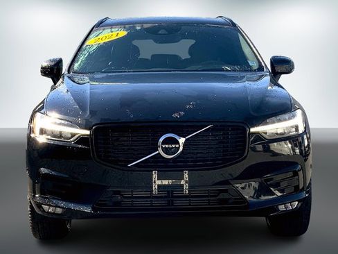 Used 2021 Volvo XC60 T6 R-Design image 2