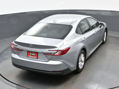 Used 2025 Toyota Camry LE FWD image 40