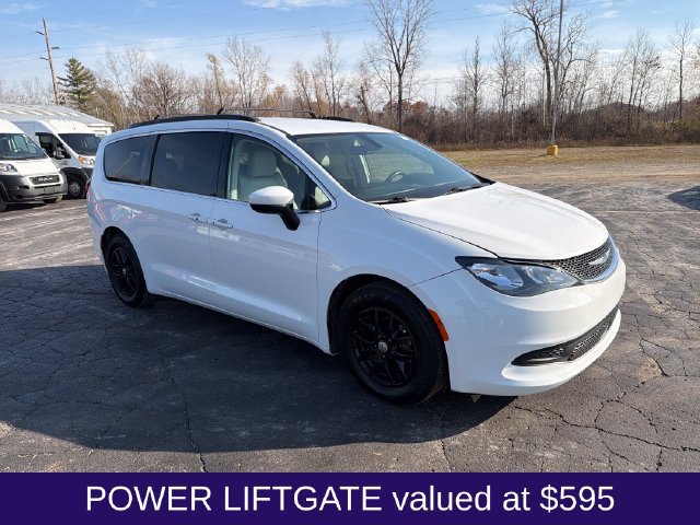 Used 2021 Chrysler Voyager Lxi FWD image 9