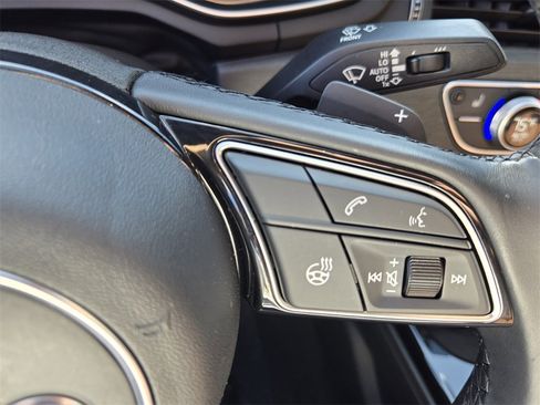 Used 2021 Audi A4 2.0T Premium w/ Convenience Package image 28