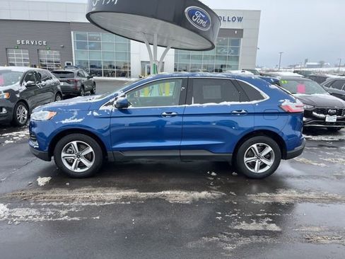 Used 2024 Ford Edge SEL w/ Convenience Package image 8