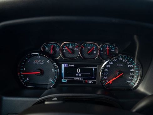 Used 2018 Chevrolet Silverado 1500 LT w/ All Star Edition image 22