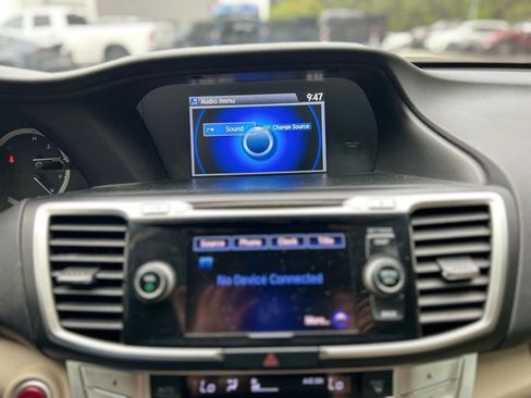 Used 2015 Honda Accord EX-L image 16