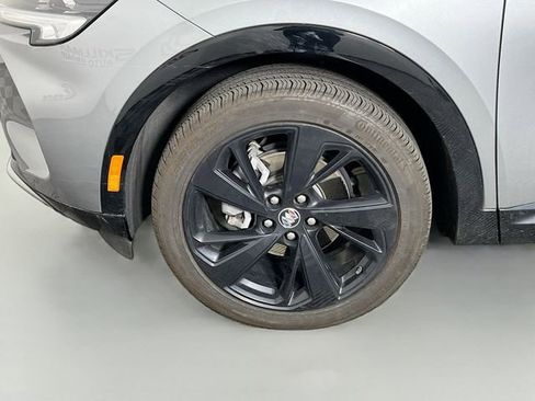 Used 2023 Buick Envision Essence w/ Sport Touring Package FWD image 10