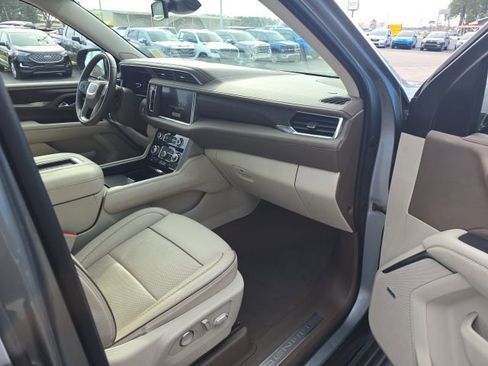 Used 2023 GMC Yukon Denali image 39