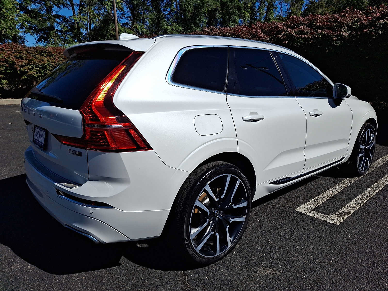 Used 2020 Volvo XC60 T5 Inscription w/ Protection Package Premier AWD/4WD image 6