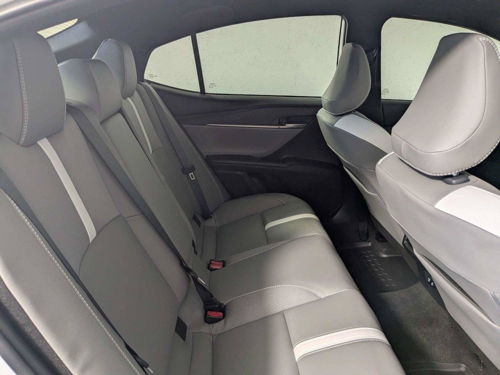 Used 2026 Toyota Camry SE w/ Convenience Package FWD image 26