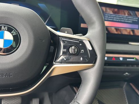 Certified 2025 BMW X3 xDrive30i w/ Premium Package image 19