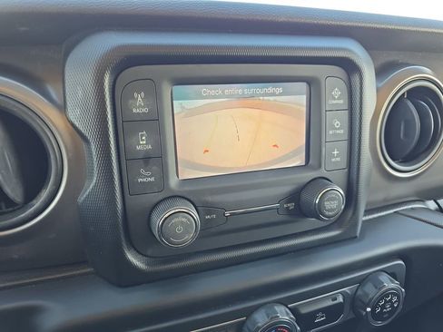 Used 2021 Jeep Wrangler Unlimited Sport AWD/4WD image 23
