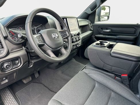 New 2026 RAM 1500 Tradesman image 33