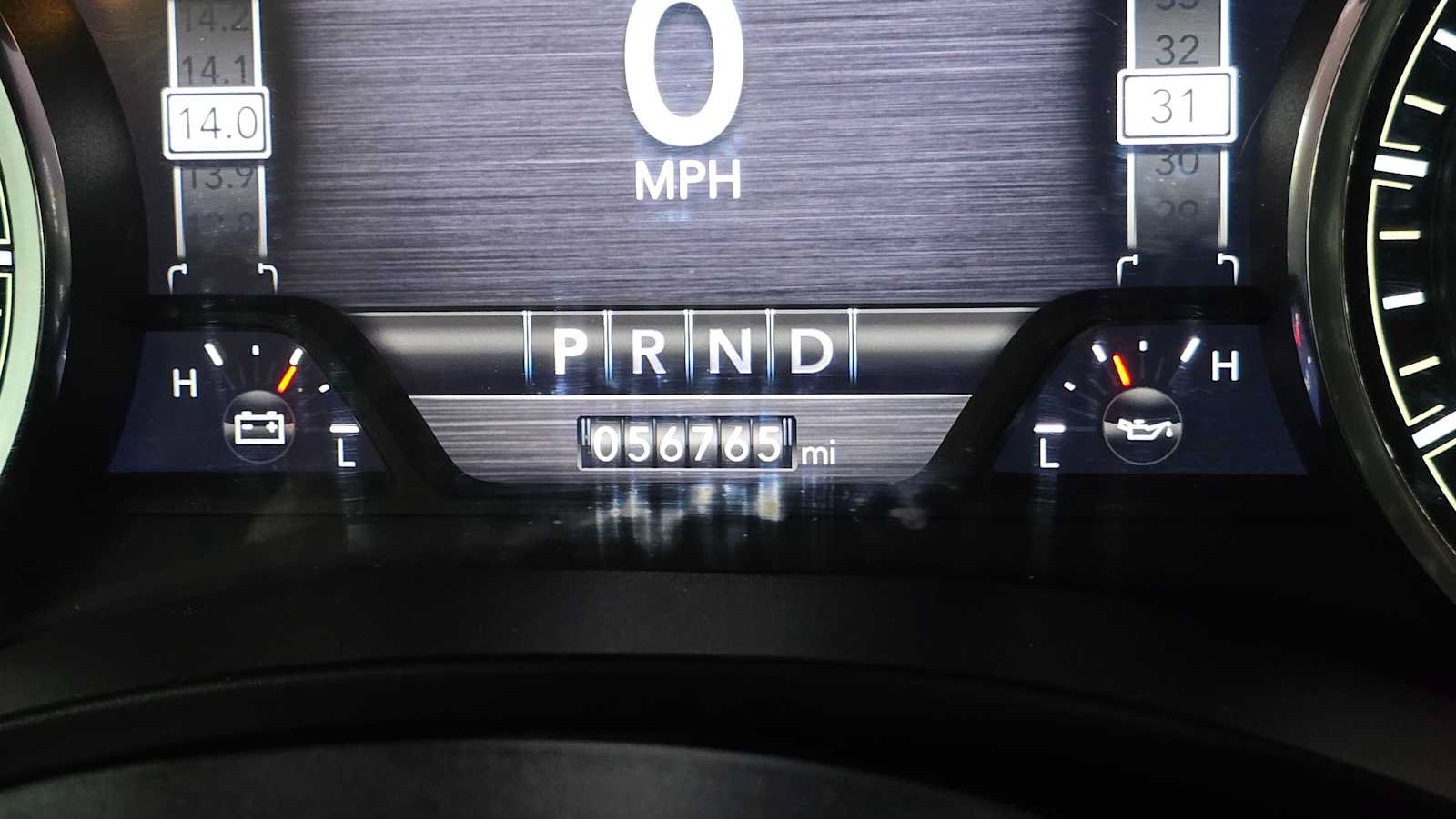 Used 2023 RAM 1500 Laramie AWD/4WD image 32