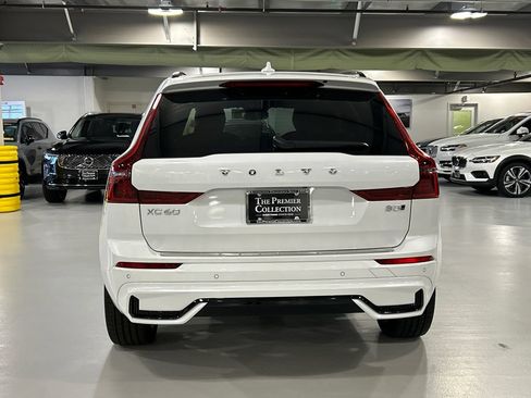 Used 2026 Volvo XC60 B5 Plus w/ Protection Package Premier AWD/4WD image 3