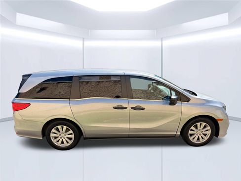 Used 2019 Honda Odyssey LX image 4