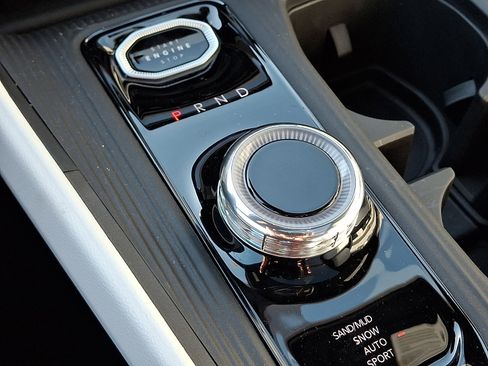 New 2026 Jeep Cherokee Overland image 11